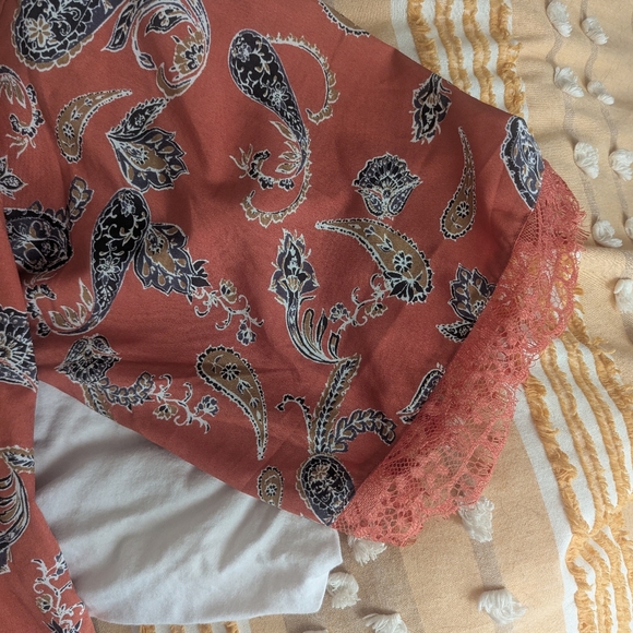 3 PC Set - Lacey Satin - Picture 4 of 6